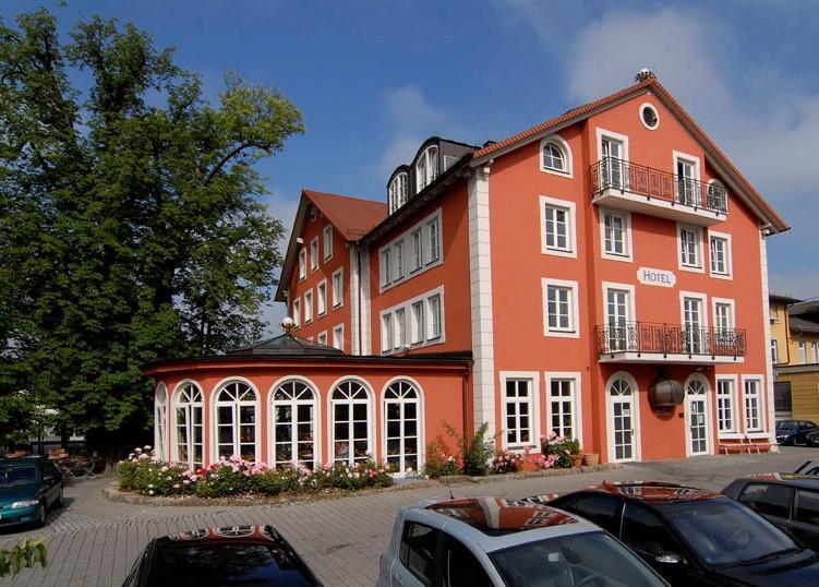 Hotel Konigin Olga Ellwangen Eksteriør bilde